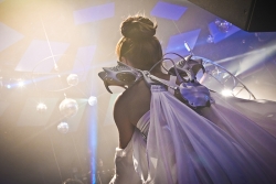 3D Printing Shines at Cirque Du Soleil's Las Vegas Nightclub "The Light" with Anouk Wipprecht 1 3D Printing Shines at Cirque Du Soleil's Las Vegas Nightclub