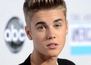 JUSTin 300x215