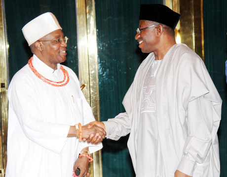 Oba of Benin Urges Jonathan To ‘Continue Good Work’ By Contesting 2015 Presidential Election 3 PRESIDENT GOODLUCK JONATHAN (R) WITH THE CROWN PRINCE OF BENIN, HRH EHENDEN EREDIAUWA WHO PAID HIM A VISIT IN ABUJA ON FRIDAY (25/4/14).