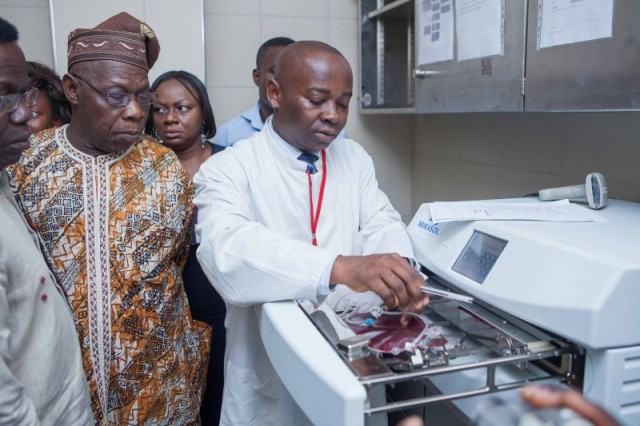 Obasanjo Donates Blood Transfusion Machines To University Teaching Hospitals 3 CHIEF OLUSEGUN OBASANJO AT THE KOMFO ANOKYE TEACHING HOSPITAL (KATH) IN KUMASI, GHANA, FOR WORLD SICKLE CELL DAY 2013