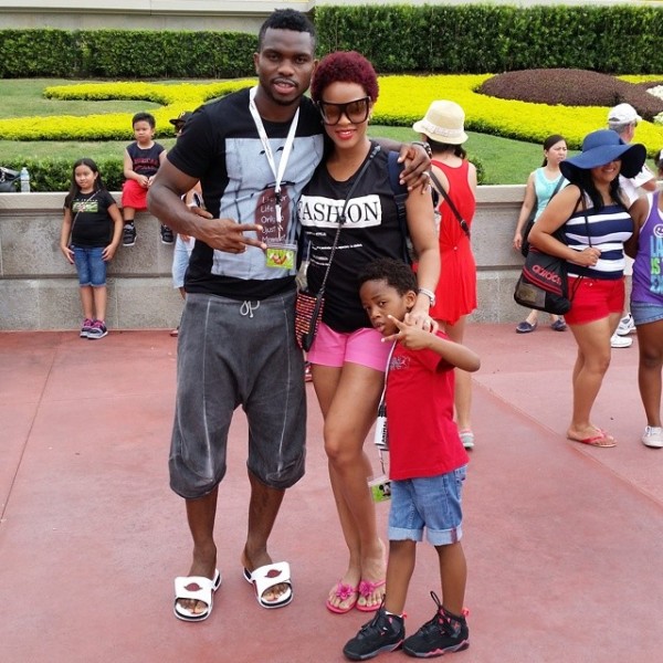 Adaeze-Yobo-and-Family-in-Disney-Land-01-600x600