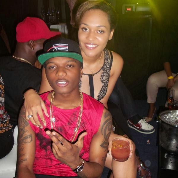 WIZKID-SIDE-CHICK-LOGGTV-11