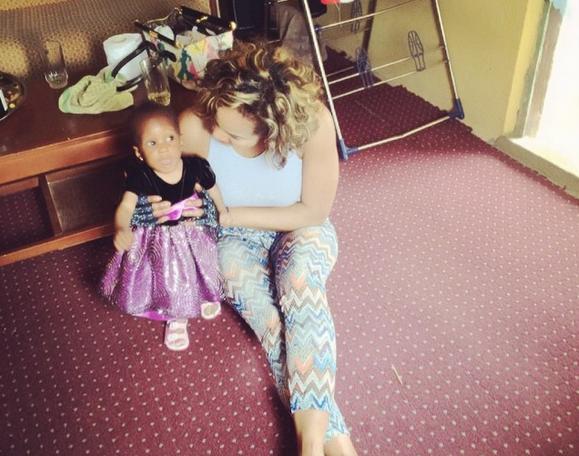 maheeda_with_children2
