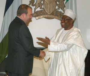 Duddridge with President Goodluck Jonathan at the Presidential Villa 