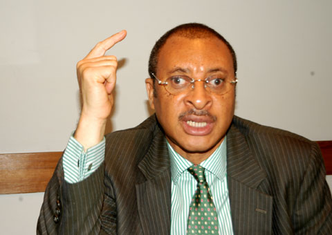 PAT UTOMI