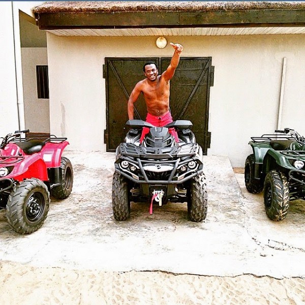 paul okoye flaunts ripped abs during