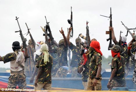 Niger-Delta-militants_0