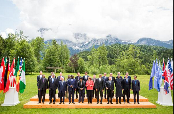 Buhari in a group photo with other world leaders Courtesy: @NGRPresident
