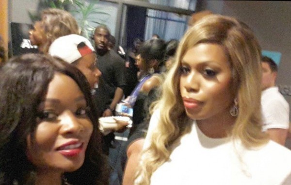 toolz interacts with us stars at