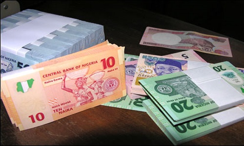 Naira gains at official market