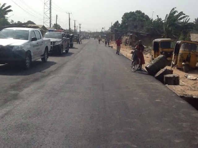 Newly-Constructed-Roads-By-Abia-Governor-Ikpeazu-22-December-2015-2