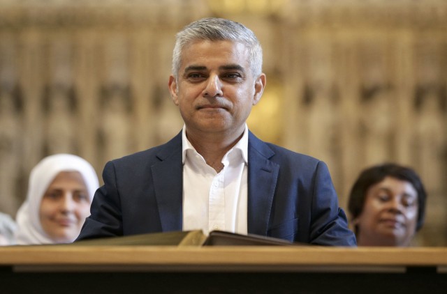 Sadiq-Khan-Sworns-in-As-The-First-Muslim-Mayor-of-London-1