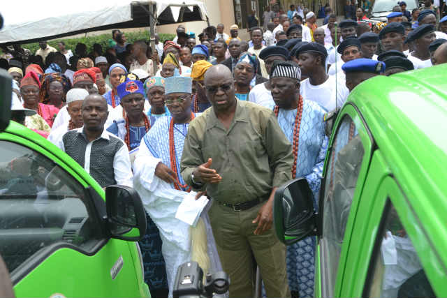 inauguration-of-ekiti-grazing-enforcement-marshalls-by-governor-ayo-fayose-0