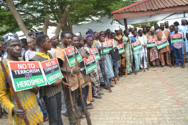 inauguration-of-ekiti-grazing-enforcement-marshalls-by-governor-ayo-fayose-5