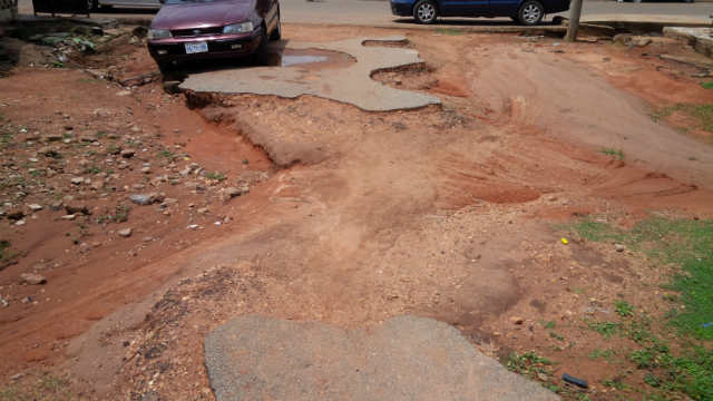 dilapidated-ogoja-road-in-cross-river-state-4
