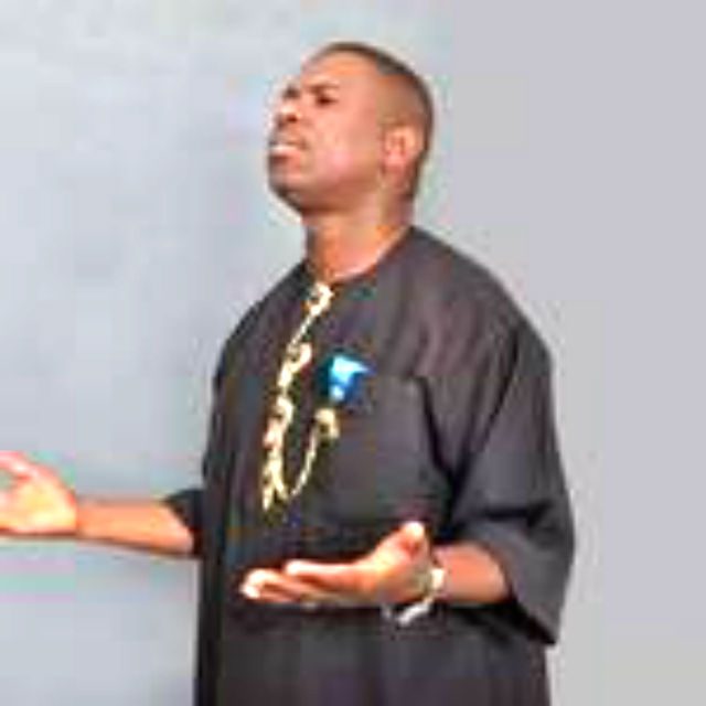 Dr Dakuku Peterside Praising God