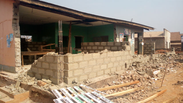 Demolition of Primary Health Care Centre in Ijebu Igbo 20170110 105838