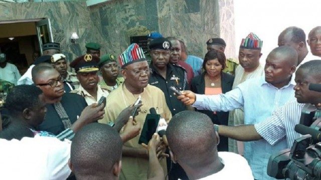 Benue State Governor Ortom attending to Pressmen