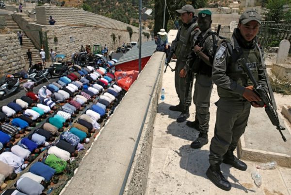 Isreali Government Install New Security Cameras At Jerusalem Holy Site 1 Israeli soldiers at the Holy Site in Jerusalem