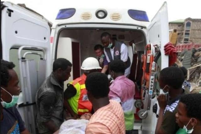 Lagos Queens College Deaths Ambulance Operators in Action 1