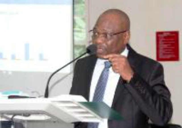 The Head of Operation EFCC Lagos. Garba Dugum addressing the perticipants 2 1