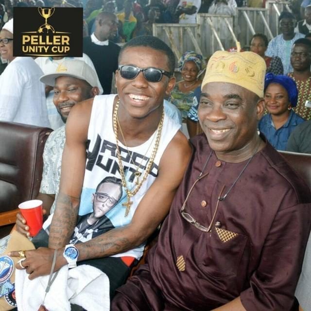 Peller Unity Cup: Massive Turnout As Ooni, Alaafin, Kwam1, Other Dignitaries Kick-Off Grand Finale 6 Small Doctor with KWAM1/K1 the Peller Unity Cup 2017 Grand Finale