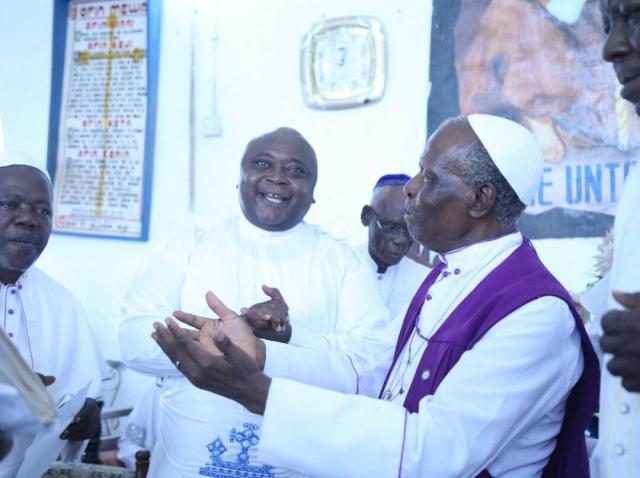 Always cheerful before God...Hon Ladi dances and sings the praises of God with the Supreme Head, Cherubim and Seraphim Unification Church Worldwide, His Most Eminence, Dr Solomon Alao JP