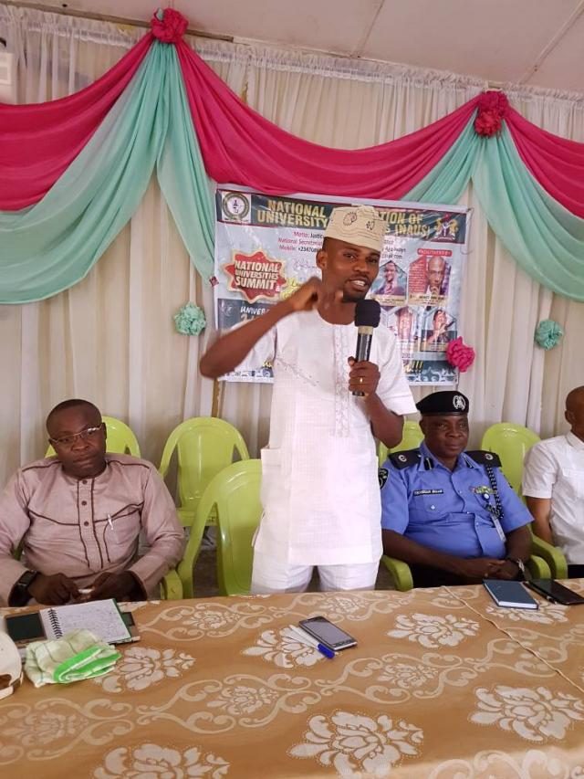 Hon Adeleye delivering his speech....says Adebutu is a man of honour