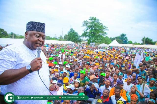 Hon Ladi Adebutu addresses the party faithfuls at Oke Odan, Ilaro of Ogun State - 25th June 2018