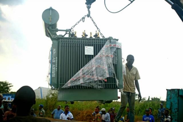 500KVA Transformer to Ofada Community by Hon Ladi Adebutu during PDP National Assembly Rally for 2019 Elections