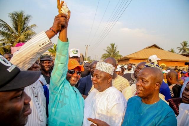 Ogun PDP Gubernatorial Candidate, Hon Ladi Adebutu's Ward-to-Ward Campaign in Ijebu North-East LG