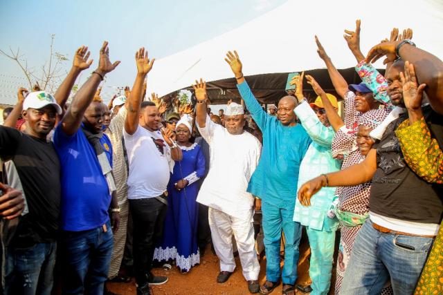 Ogun PDP Gubernatorial Candidate, Hon Ladi Adebutu's Ward-to-Ward Campaign in Ijebu North-East LG