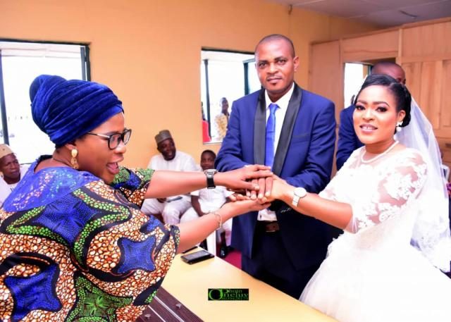 The couple being solemnised at Abeokuta North Registry