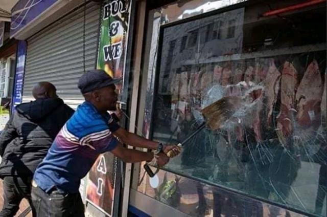 Xenophobic Attacks, totally strange and against Mandela's Philosophy - Omooba Solarin 1 Xenophobic Attacks in South Africa