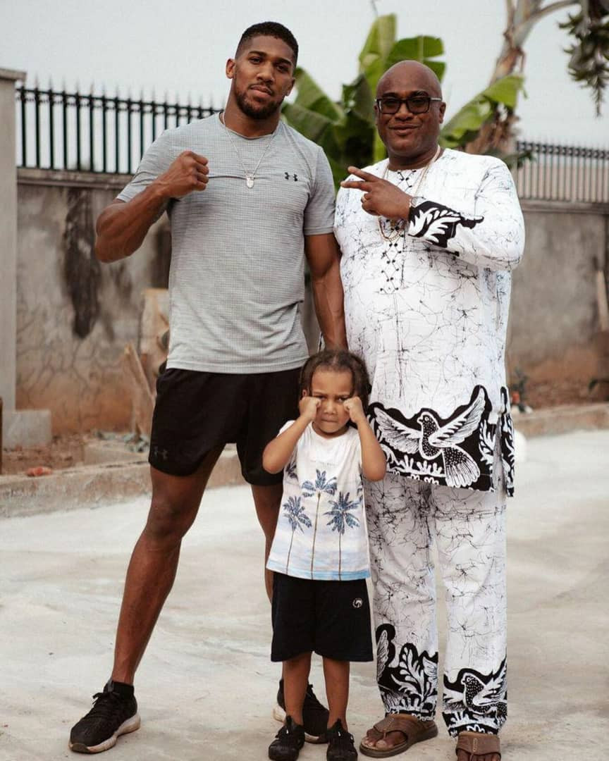 Anthony Joshua and Family