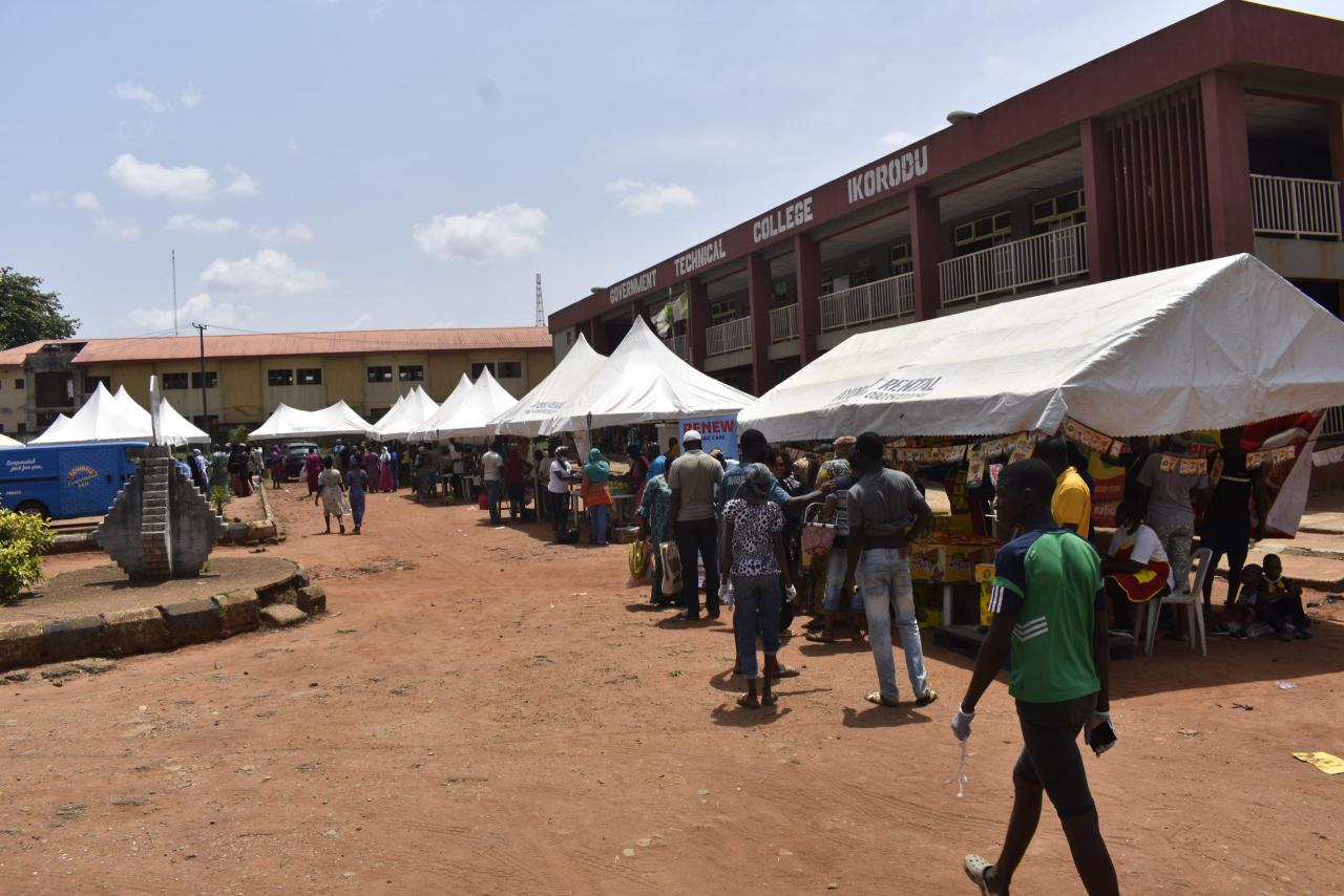 Lagos State Makeshift Food Market at Government Technical College, Ikorodu for COVID-19 Lockdown
