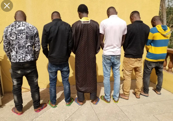 Suspected Hoodlums Vandalize Osogbo Mall Amidst #Endsars Protest 1 Hoodlums