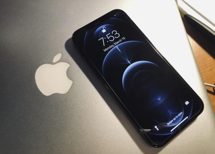 Incredible Leak At Apple Exposes Stunning iPhone Upgrade 1 Apple iPhone 13