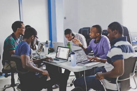 5 Software that you need to update right away 1 System Operators