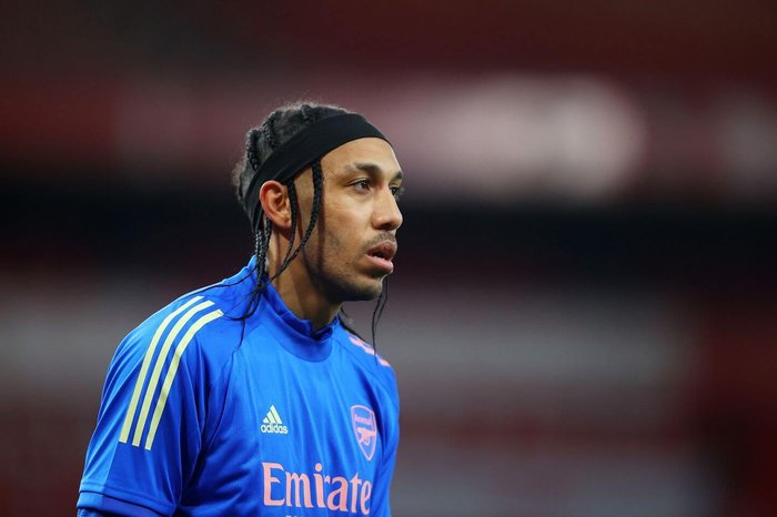Aubameyang And Ozil Ended Their Arsenal Careers The Same Way - Mark Lawrenson 1 Pierre Emerick Aubameyang