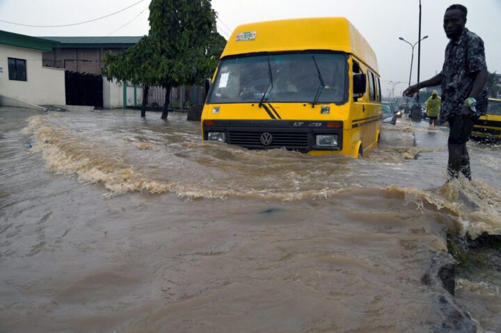 World Bank Pushes More Support In Developing Countries Against Climate Action. 1 Vehicle in flooded area