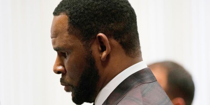 R. Kelly Moved To North Carolina Prison To Serve His 30-Year Sentence 1 R.Kelly