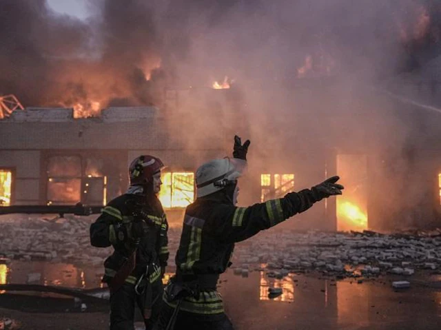 Ukrainian firefighters