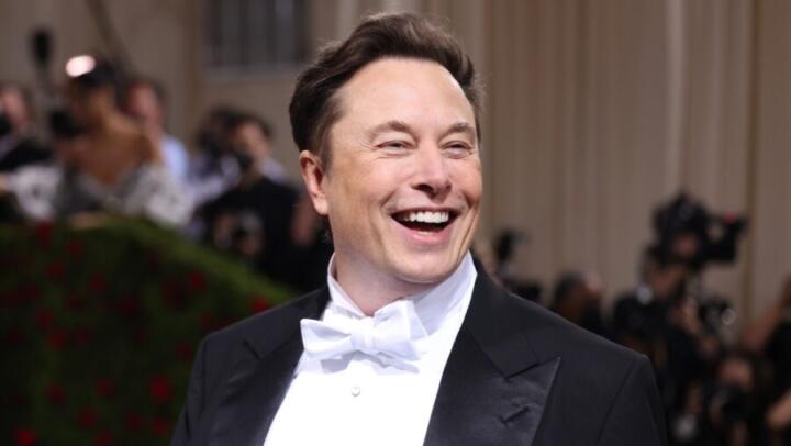 Newcomers to 'X' platform now face a $1 annual fee 1 Elon musk